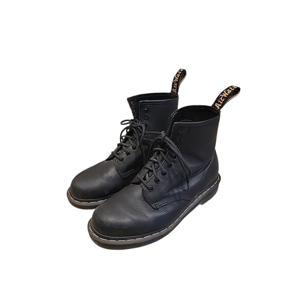 Dr. Doc Martens 11822 The ORIGINAL Black AirWair‎ Boots  - Mens Size 7/ Womens 8